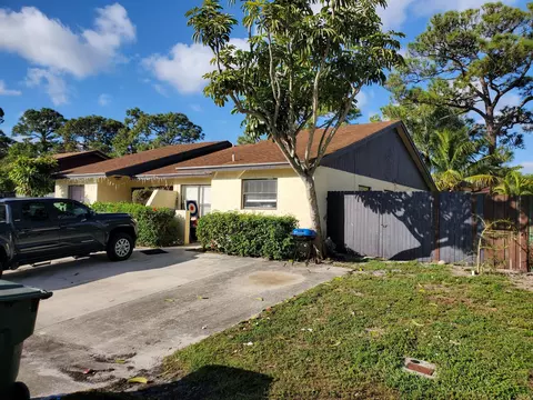 3767 Mil Lk, Greenacres, FL 33463