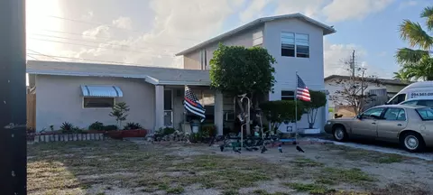 3021 NE 10th Ave, Pompano Beach, FL 33064