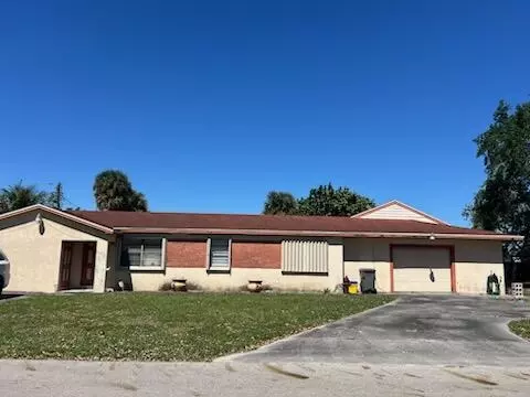 2769 New York St, West Palm Beach, FL 33406
