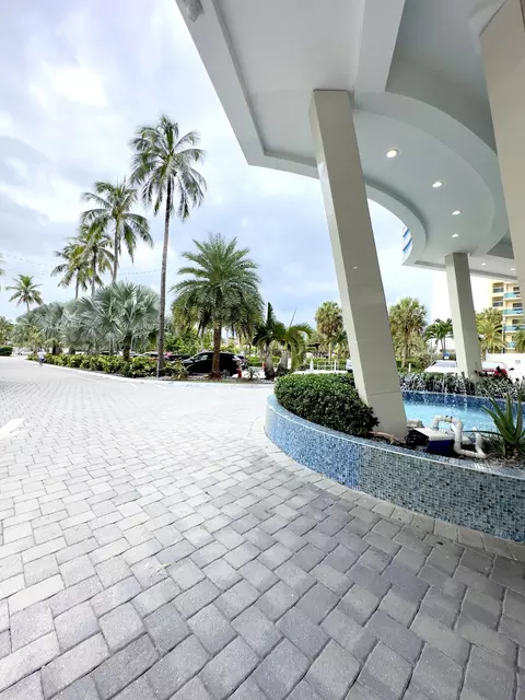 4040 Galt Ocean #429, Fort Lauderdale, FL 33308
