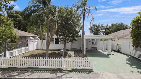 1314 S L, Lake Worth Beach, FL 33460