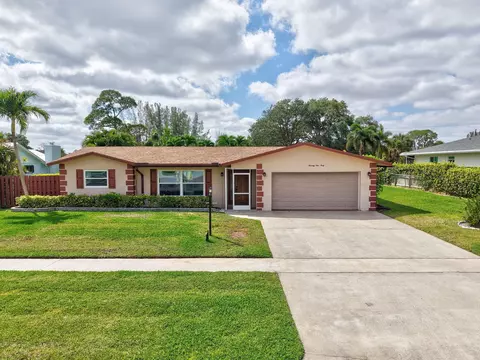 7140 Bobalink Ct, Lake Worth, FL 33467