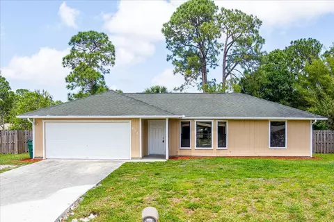 657 NW Marion Ave, Port Saint Lucie, FL 34983