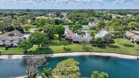 6114 Newstead Ct, Greenacres, FL 33463