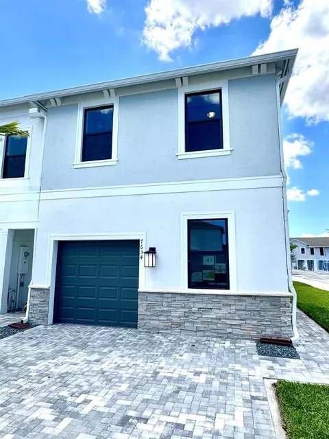 7634 SW Lucy Ln #NAUTICAL 47-09, Stuart, FL 34997