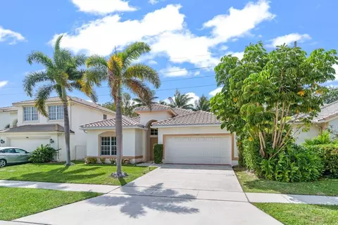 7589 Colony Lake Dr, Boynton Beach, FL 33436
