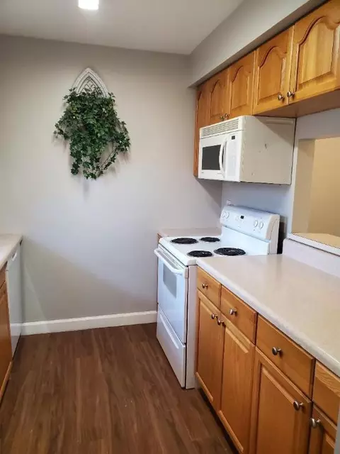 12026 Greenway S #102, Royal Palm Beach, FL 33411