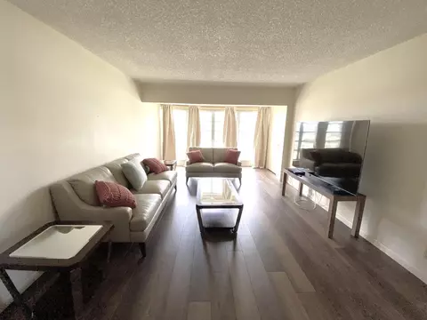 1121 Cactus Ter #204, Delray Beach, FL 33445