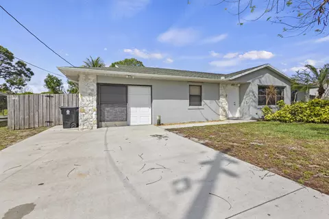 1844 SW Brisbane St, Port Saint Lucie, FL 34984