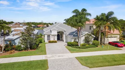 614 SW Lake Charles Cir, Port Saint Lucie, FL 34986