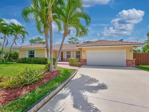 2491 NW Timbercreek Cir NW, Boca Raton, FL 33431