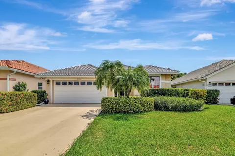 5090 SE Devenwood Way, Stuart, FL 34997