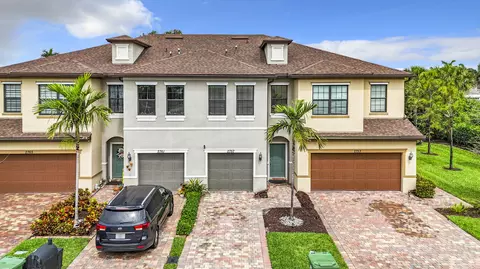 2757 Troubadour St, West Palm Beach, FL 33406