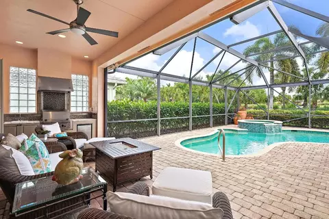 10775 La Strada, West Palm Beach, FL 33412