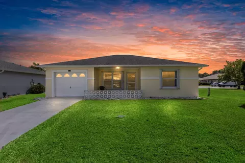5712 Thatch Pl, Fort Pierce, FL 34982