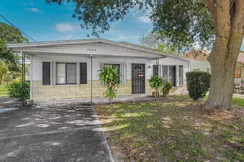 2008 Avenue N, Fort Pierce, FL 34950