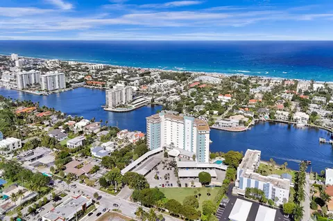 555 SE 6th Ave #4A, Delray Beach, FL 33483