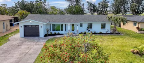 23 Golfview Rd, Rotonda West, FL 33947
