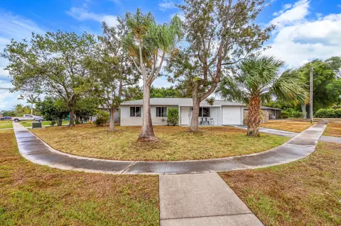 12036 Acapulco Ave, Palm Beach Gardens, FL 33410
