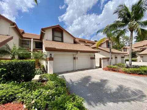 12644 Shoreline Dr #8C, Wellington, FL 33414