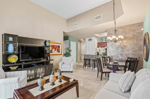 403 S Sapodilla Ave #101, West Palm Beach, FL 33401