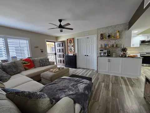 5280 Las Verdes Cir #306, Delray Beach, FL 33484