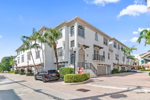 614 Renaissance Way, Delray Beach, FL 33483