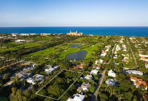 3 S Lake Trl, Palm Beach, FL 33480
