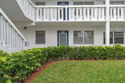 1088 Exeter E, Boca Raton, FL 33434