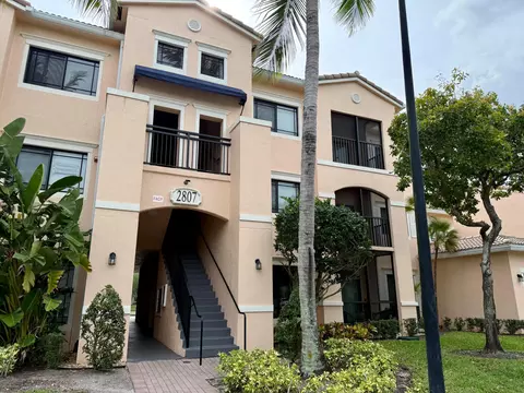 2807 Veronia #202, Palm Beach Gardens, FL 33410