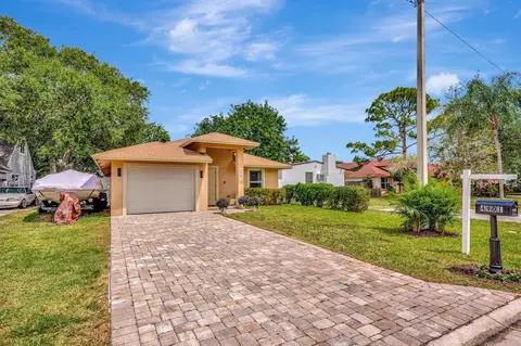 4901 Lincoln Rd, Delray Beach, FL 33445