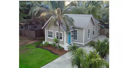 1627 43rd St S, Saint Petersburg, FL 33711
