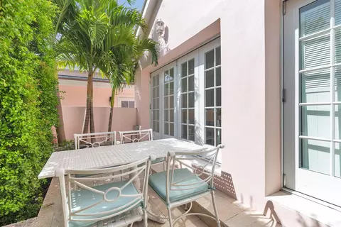 173 Peruvian Ave #3, Palm Beach, FL 33480