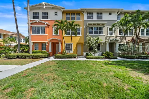 1730 Borrego Way #2, West Palm Beach, FL 33401