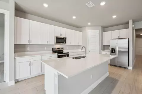 11328 NW Barnstead Way, Port Saint Lucie, FL 34987