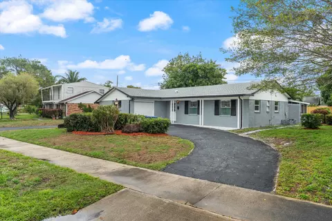 914 Orange, Lake Park, FL 33403