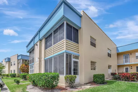 208 Burgundy E #208, Delray Beach, FL 33484