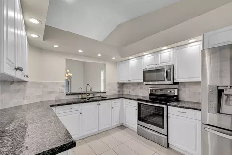 14430 Via Royale #1, Delray Beach, FL 33446