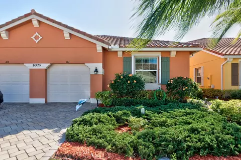 6375 Oxford Cir #104D, Vero Beach, FL 32966