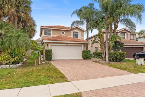 5439 Queenship Ct, Greenacres, FL 33463
