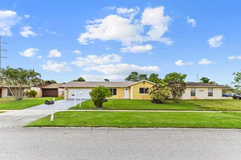 2561 Canterbury Dr S, West Palm Beach, FL 33407