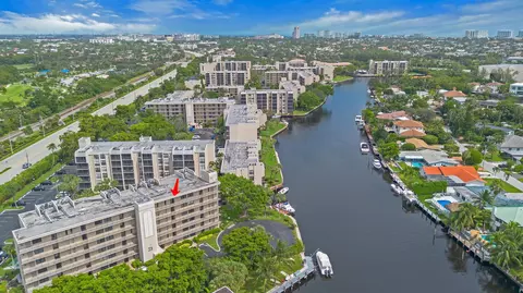 21 Royal Palm Way #605, Boca Raton, FL 33432