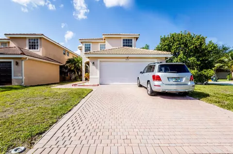 5081 Saturn Ring Ct, Greenacres, FL 33463