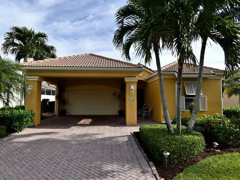 3328 Caracal Dr, Fort Pierce, FL 34949