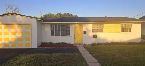 2420 Avenue S S, West Palm Beach, FL 33404