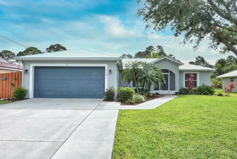 3191 SW Hambrick St, Port Saint Lucie, FL 34953