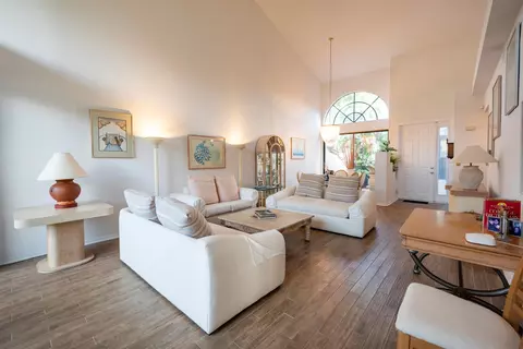 5315 Monterey Cir #B, Delray Beach, FL 33484