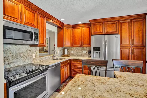 6722 Moonlit Dr, Delray Beach, FL 33446
