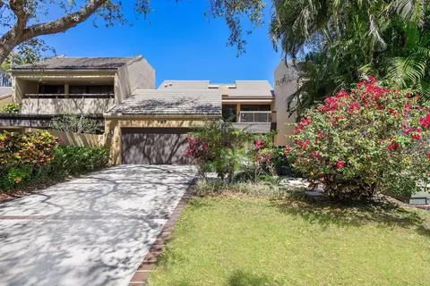 797 St Albans Dr, Boca Raton, FL 33486