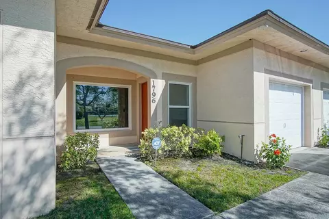 1796 Sandhill Crane Dr #1, Fort Pierce, FL 34982